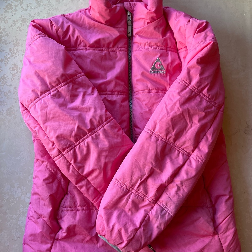 Gerry Weber Pink Puffer Jacket with High Collar and Zipper Closure